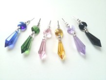 coloured-chandelier-drops-and-pendants